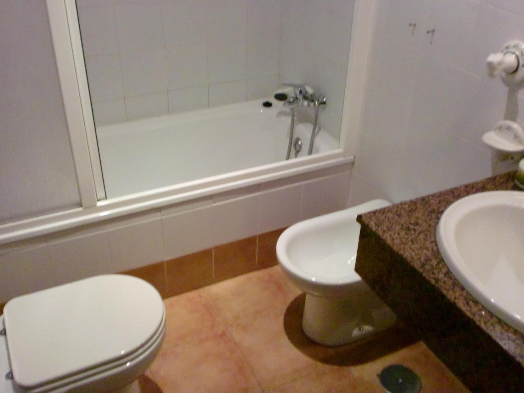 Hostal Las Tres Jotas Alcaracejos Szoba fotó