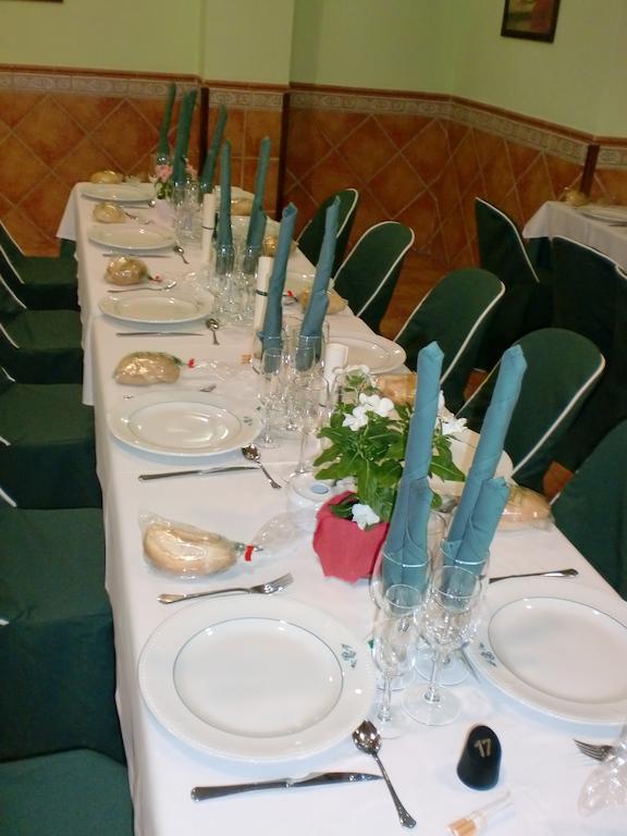 Hostal Las Tres Jotas Alcaracejos Kültér fotó