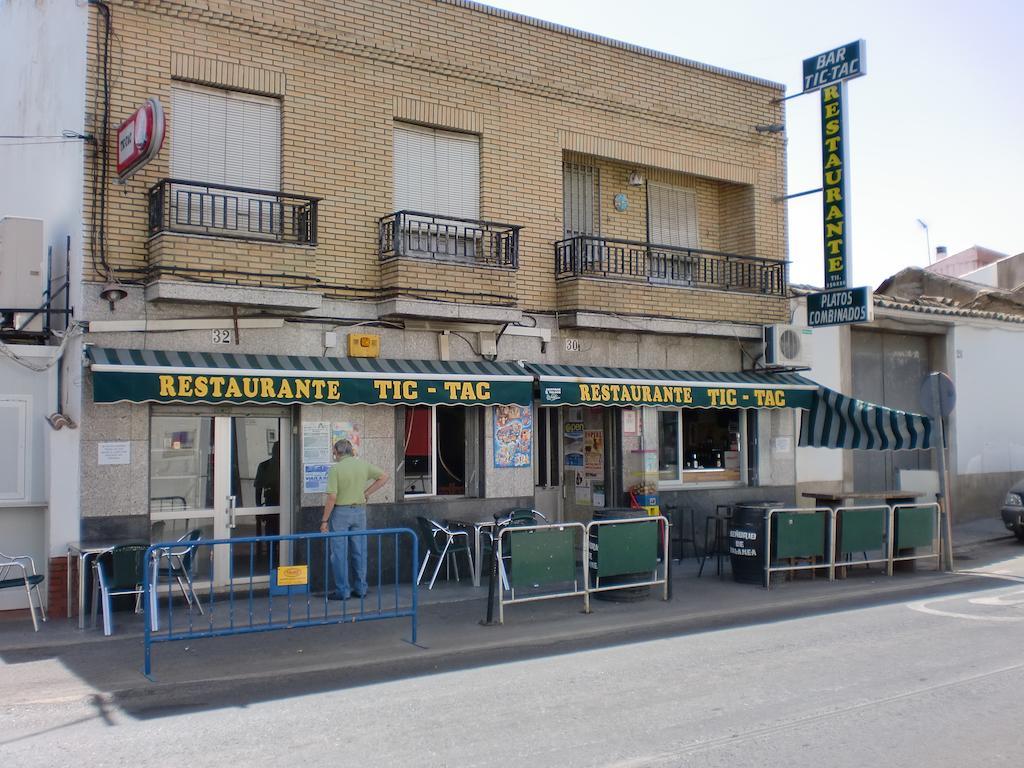 Hostal Las Tres Jotas Alcaracejos Kültér fotó